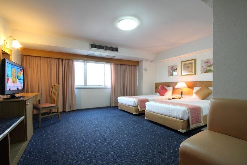 Samran Place Отель 3*